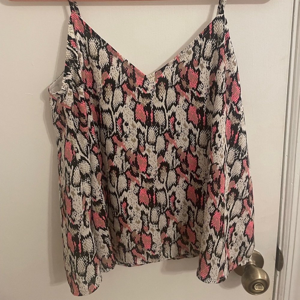 Snakeskin pattern tank top